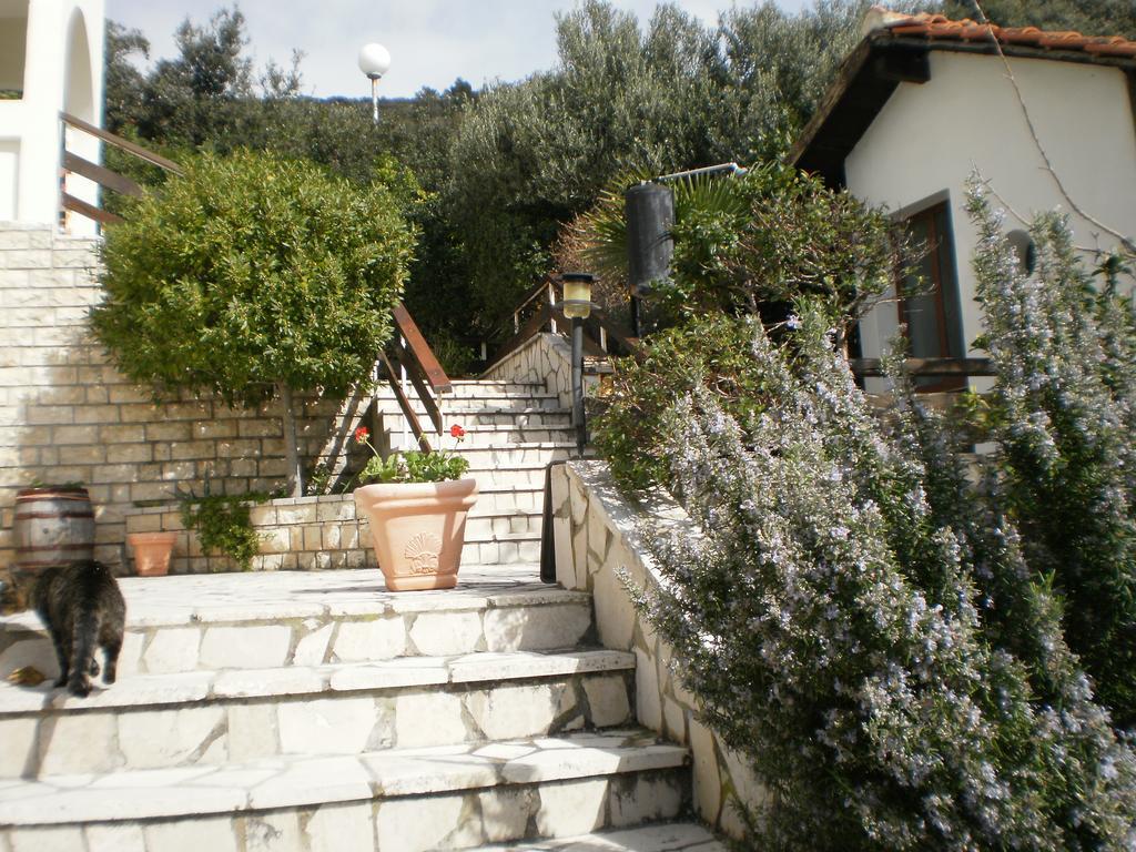 Apartments Pinezic Martinšćica Kültér fotó